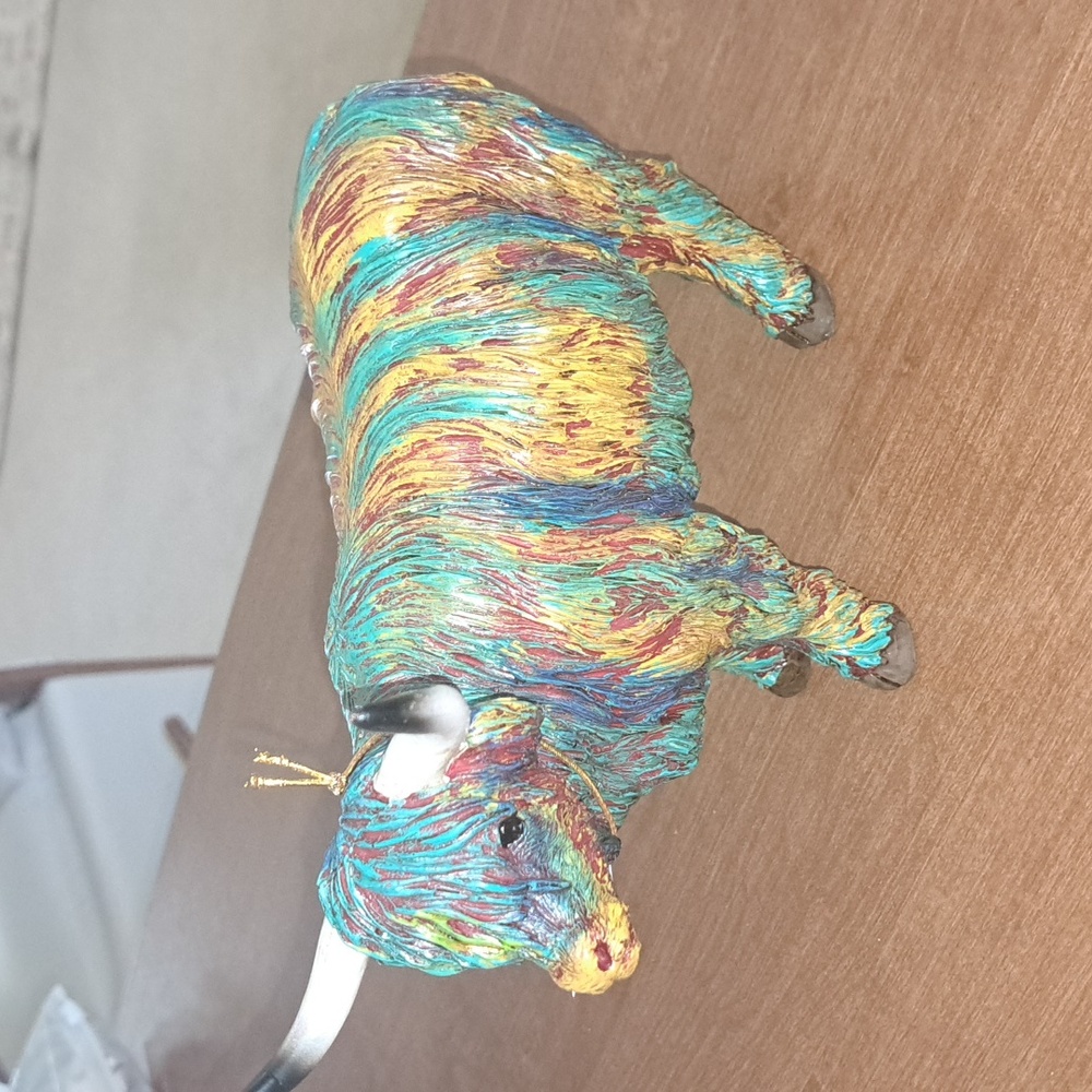 HighlandCow statue, resin beautiful design